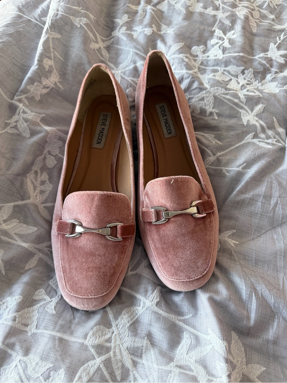 Steve Madden Dusty Rose Suede like Loafers with Silver Hardware